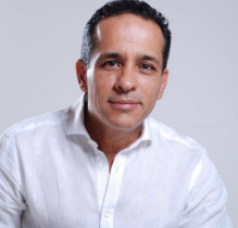 Alexander López Maya