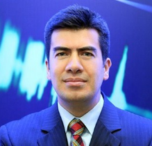 Oscar León