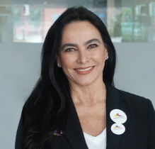 Luz María Zapata