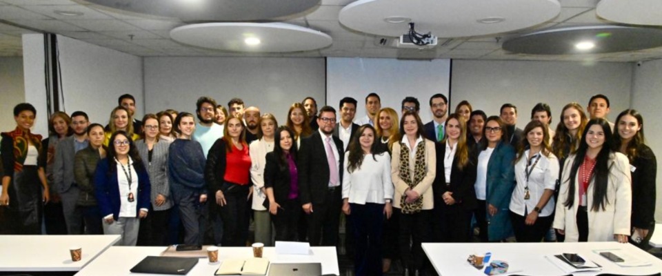 MinTIC y ProColombia impulsan internacionalización de la industria TI colombiana