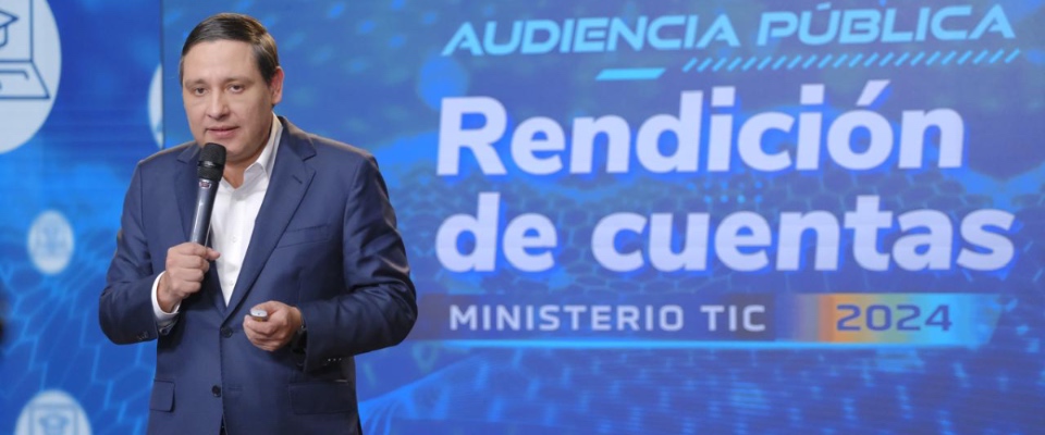 Foto del ministro TIC en audiencia pública de RDC 2024