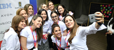 El próximo año tendremos 366 mensajes para inspirar a las mujeres a entrar al mundo digital
