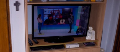 Televisión pública
