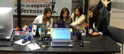  Mujeres colombianas se apropian de la tecnología