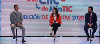 Ministra de las TIC Karen Abudinen junto al viceministro de Conectividad, Iván Mantilla (der), y al viceministro de Transformación Digital, Germán Rueda.