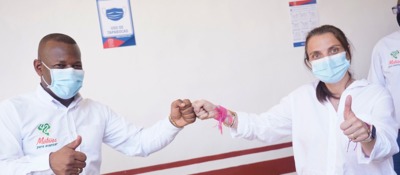 Ministra de las TIC, Karen Abudinen y el gobernador del Cauca, Elías Larrahondo