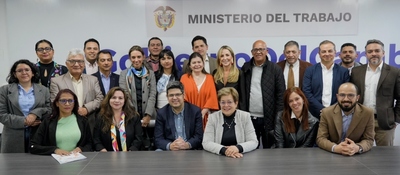 Foto de Ex Ministra TIC Sandra Urrutia en subcomisión para derechos de trabajadores de plataformas digitales