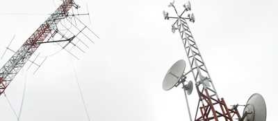 foto de antenas de telecomunicaciones