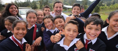 Ministerio TIC inicia entrega de uno de sus proyectos más ambiciosos: la Red de Alta Velocidad