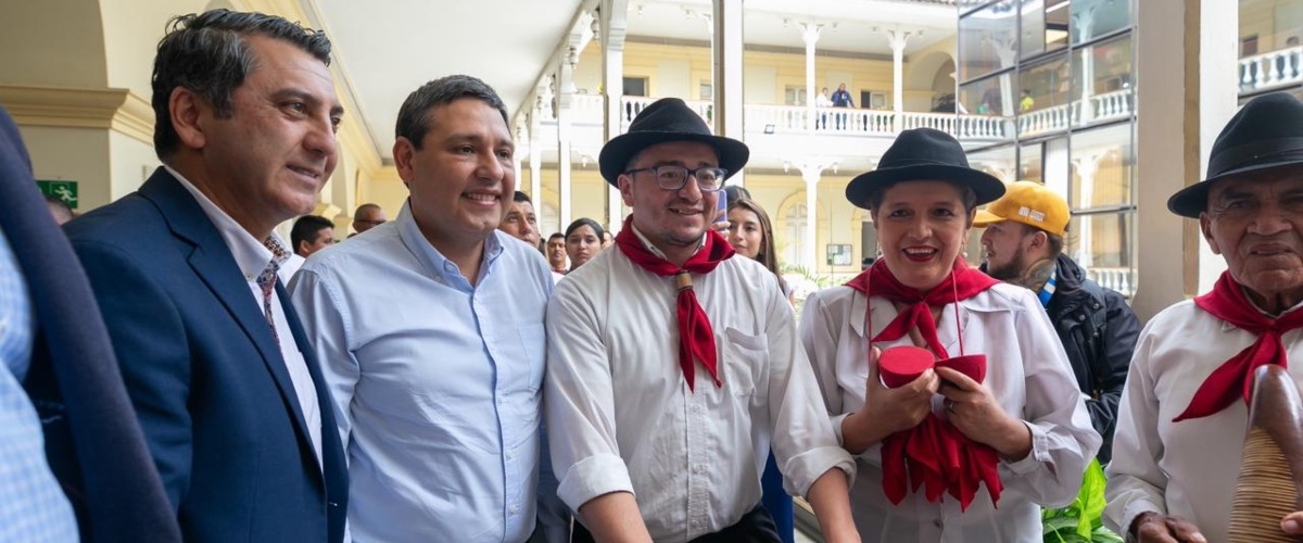 Foto del ministro TIC Mauricio Lizcano