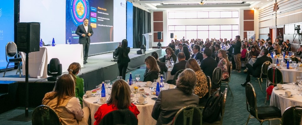 Foto de asistentes al evento Foto de asistentes al evento