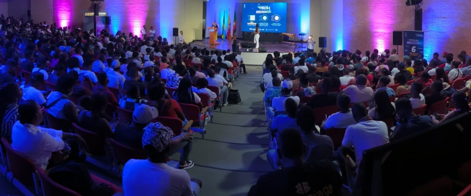 Foto de asistentes al evento