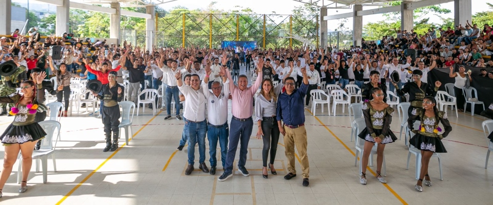 Foto de ciudadanos beneficiados