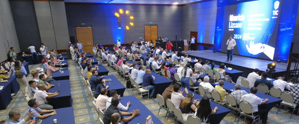 Foto del Bootcamp realizado en la ciudad de Pereira Foto del Bootcamp realizado en la ciudad de Pereira