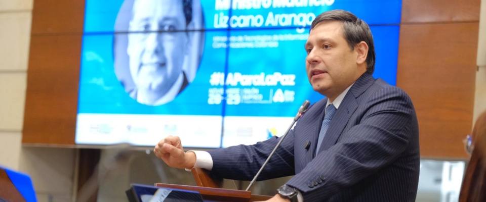 Foto del ministro TIC Foto del ministro TIC