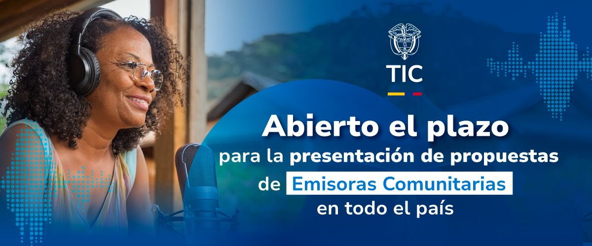 Imagen diseñada que muestra a una locutora afrodescendiente Imagen diseñada que muestra a una locutora afrodescendiente