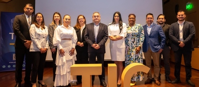 Foto de funconarios públicos Foto de funconarios públicos