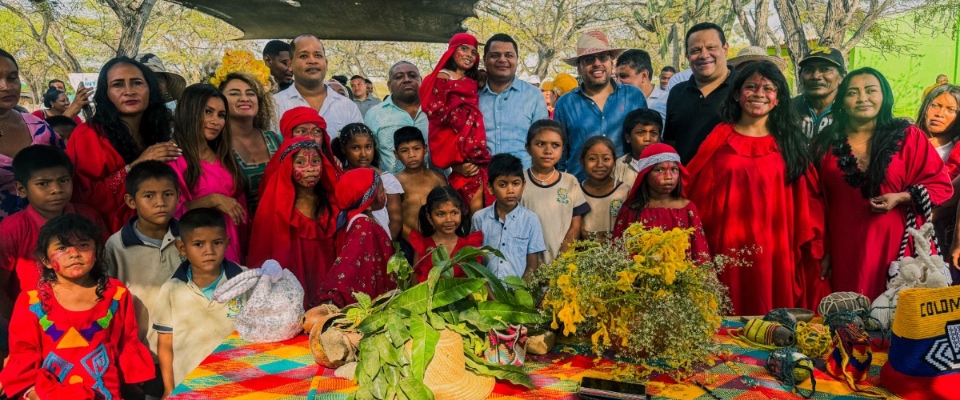 Foto de beneficiarios del Ministerio TIC