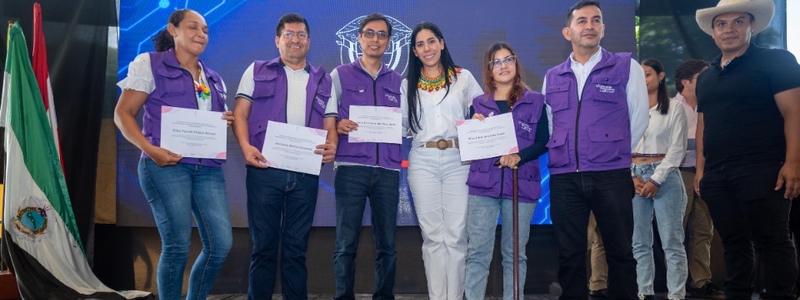 Foto de la Ministra Tic en Puerto Asis