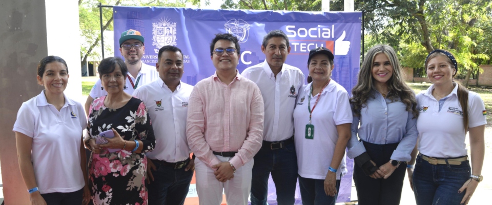 Foto de presnetadores de Social Tech Foto de presnetadores de Social Tech