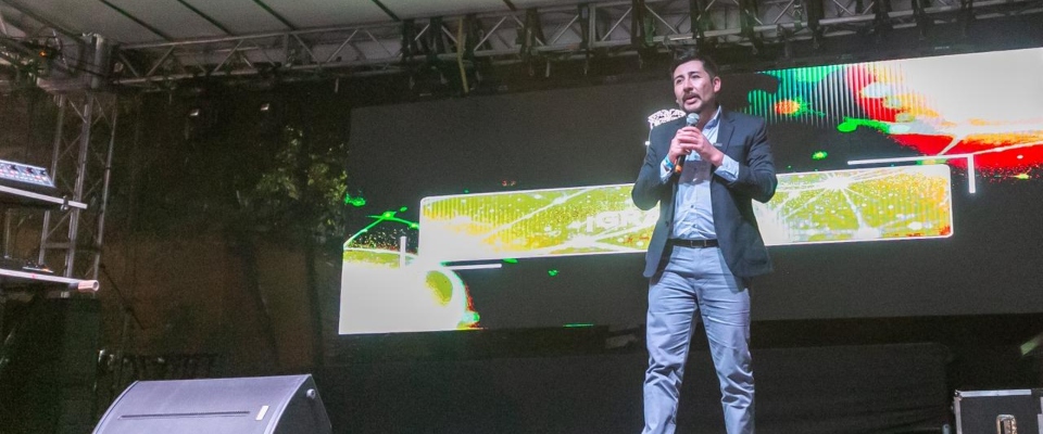 Foto de viceministro de transformación en presentación