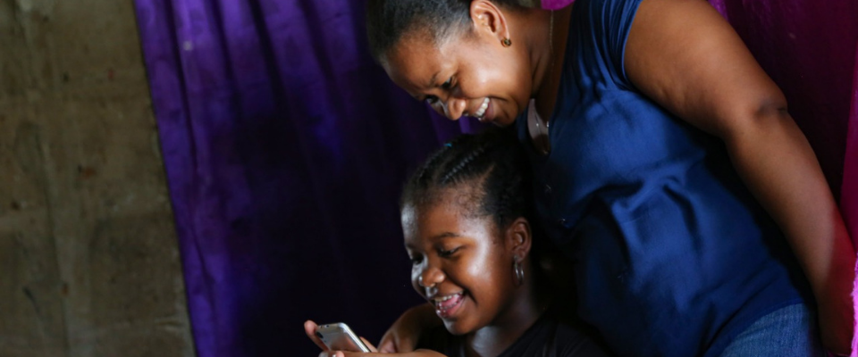 Foto de beneficarias de comunidad afro