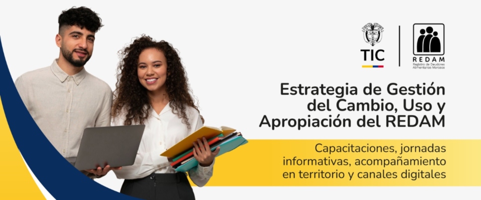 Dos jóvenes con portátil y cuadernos acompañan anuncio de estrategia REDAM con capacitaciones presenciales y virtuales del MinTIC
