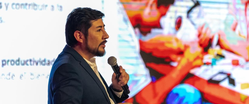 Viceministro expone en conferencia sobre la Misión de Transformación Digital 2035 y el futuro tecnológico de Colombia.