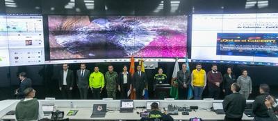 Autoridades y entidades del Estado participan en un centro de monitoreo para atender riesgos digitales y desinformación