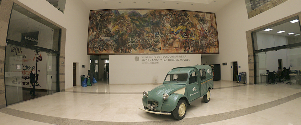 Foto de la sede del Ministerio TIC