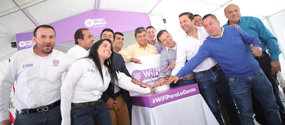 Ministro Luna enciende la primera Zona Wifi Gratis de Soacha