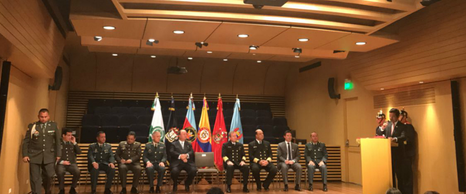 condecoraciòn a MinDefensa y Comandantes de las Fuerzas Militares y de Policía con la Medalla 'Manuel Murillo Toro condecoraciòn a MinDefensa y Comandantes de las Fuerzas Militares y de Policía con la Medalla 'Manuel Murillo Toro