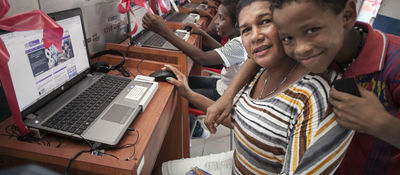 77% de las personas de estrato uno en  Colombia accede a internet