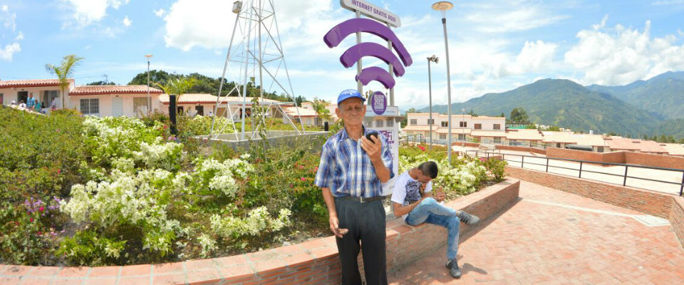 Gramaloteros estrenaron dos Zonas WiFi Gratis para la Gente